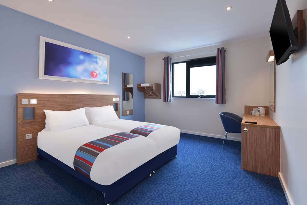 Travelodge Илминстър Стая снимка
